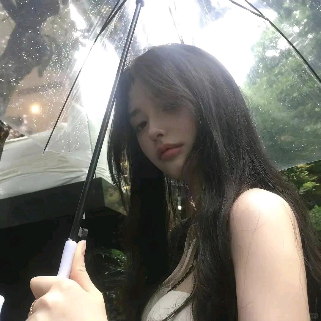 上官娜娜
