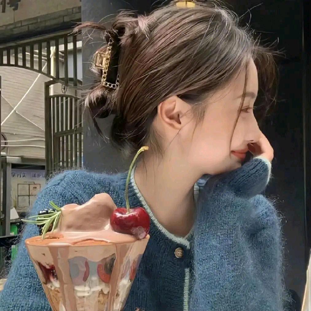 柒月(两孩的妈妈)