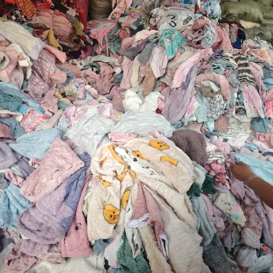 各种睡衣睡裤大量回收