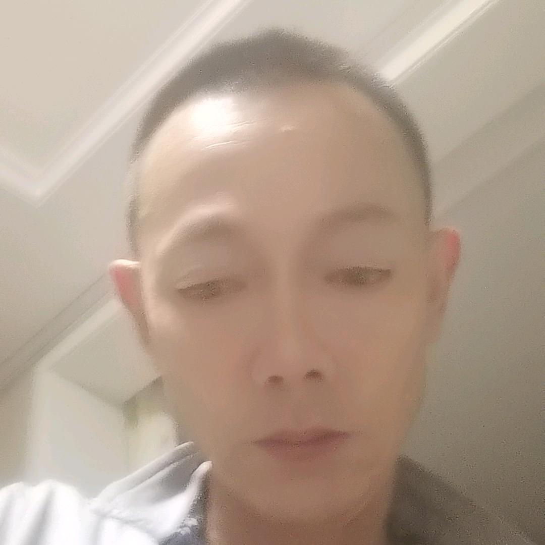 用户77015319