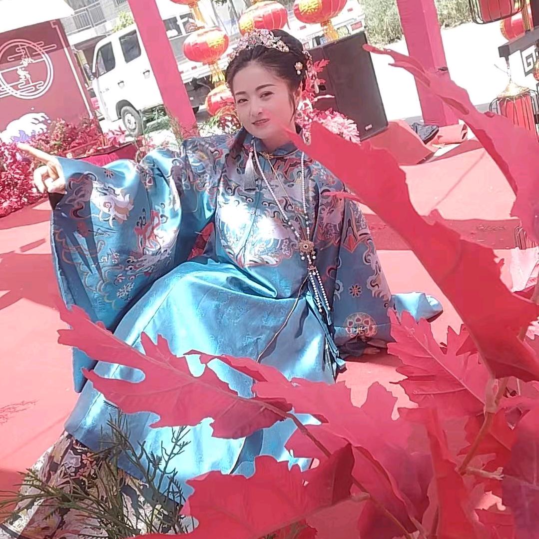 中式执礼喜娘【孙 悦】