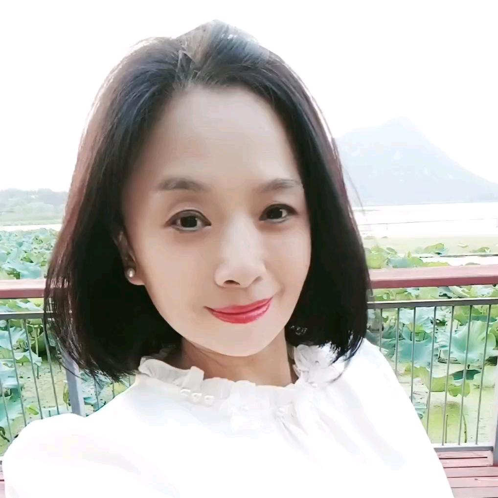 孙静70后