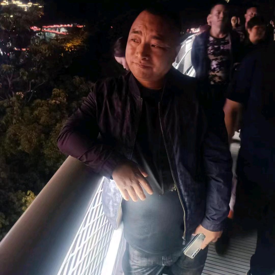 默默等待
