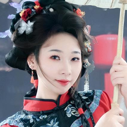帝白彤彤