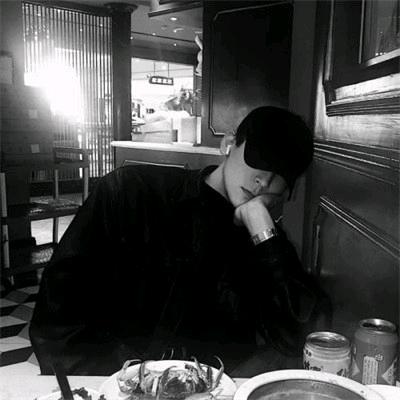 一杯冰美式