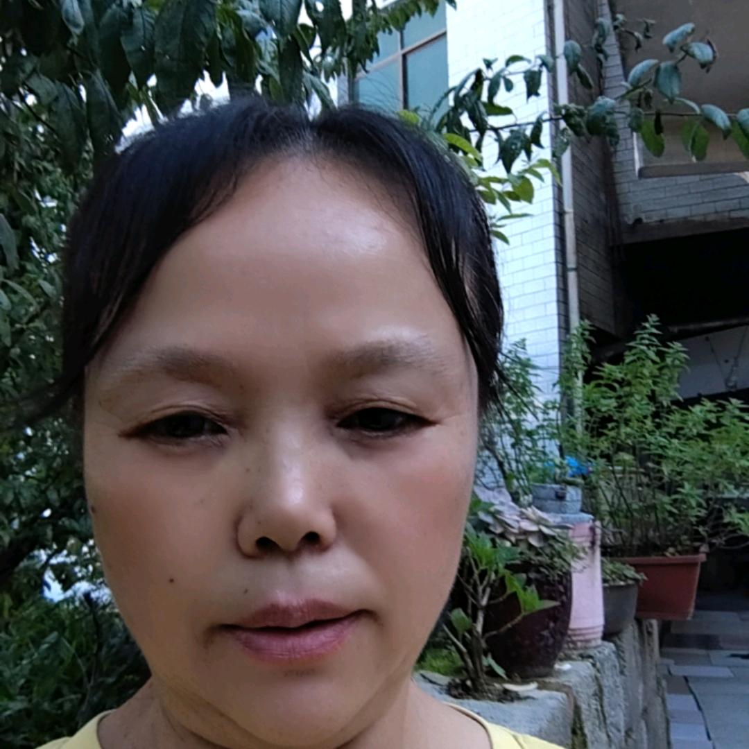 小凌姐（早上5点半开播）