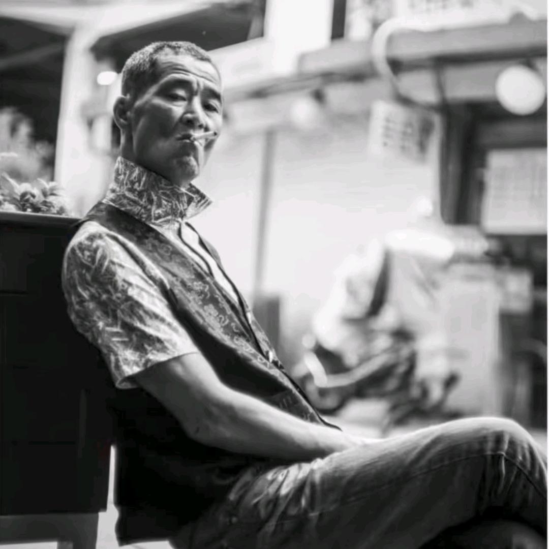 阴沟里的🐀
