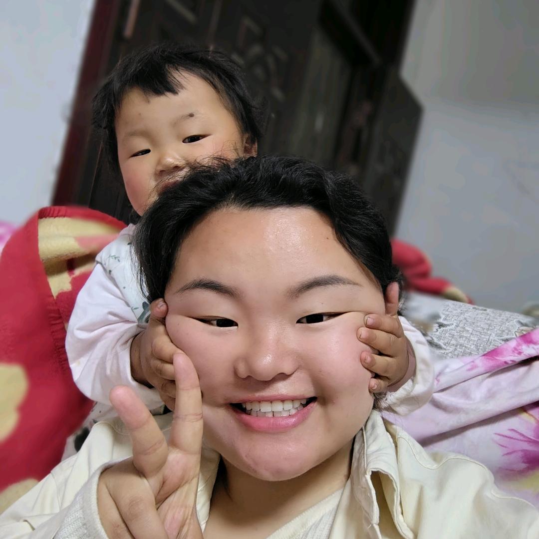 芊滢和满满🥰