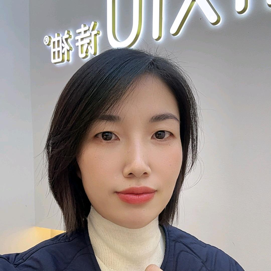 安妮•诗袖•华华