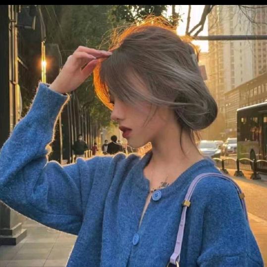 辣妹小熊🧸