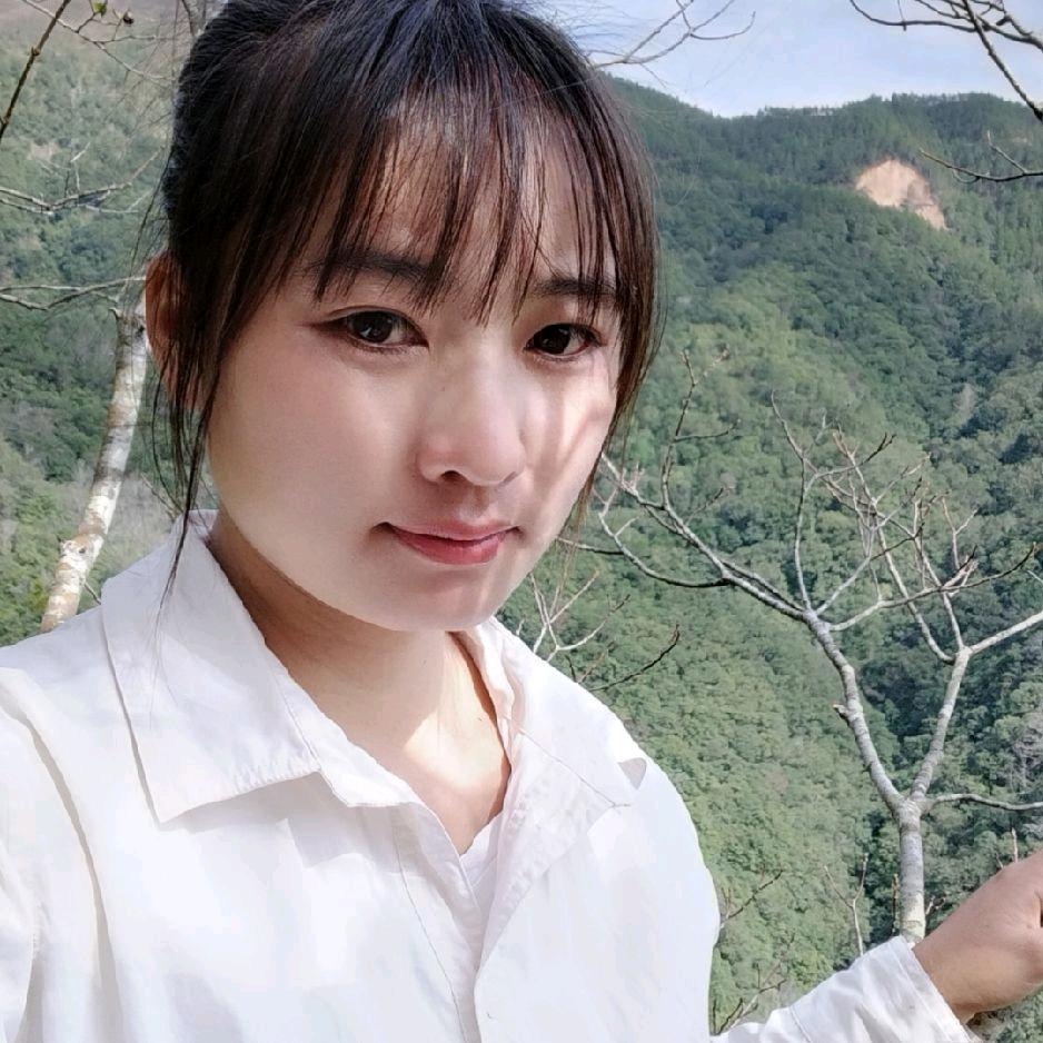 大山里生活的我巧儿