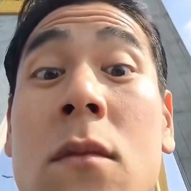 用户2419999375895