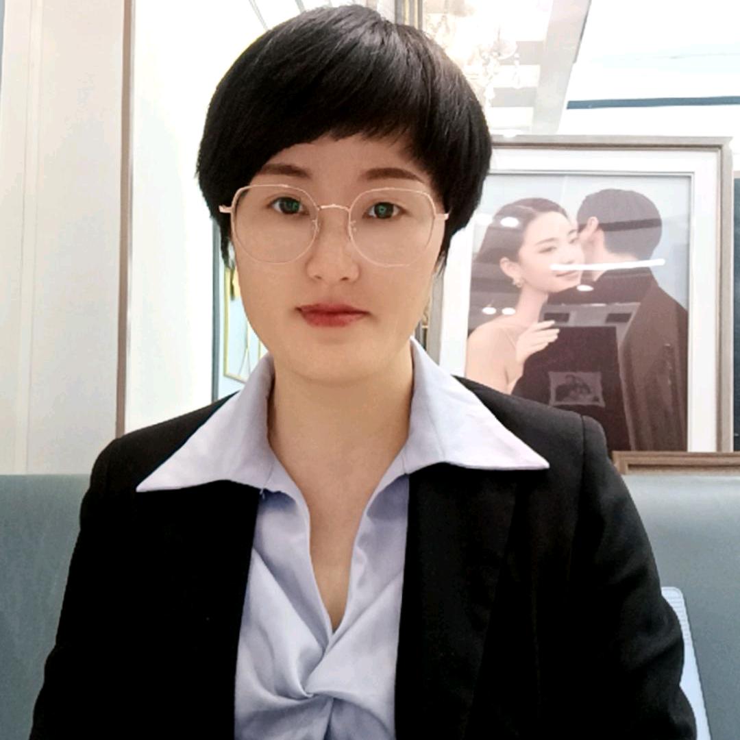 平南芭莎摄影雪梅