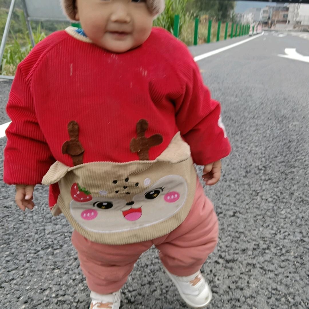 艳美