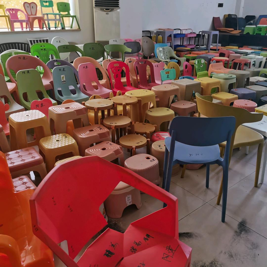 聚朋汇日用品模具.PET模具制造。