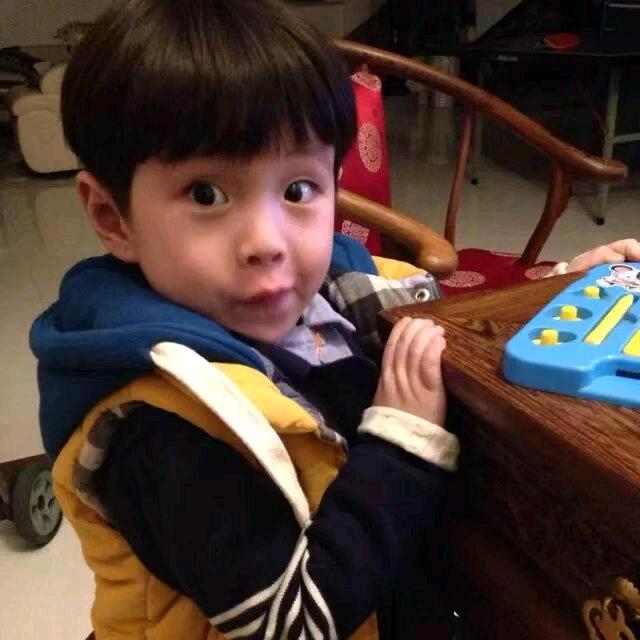 不会拉杆的77