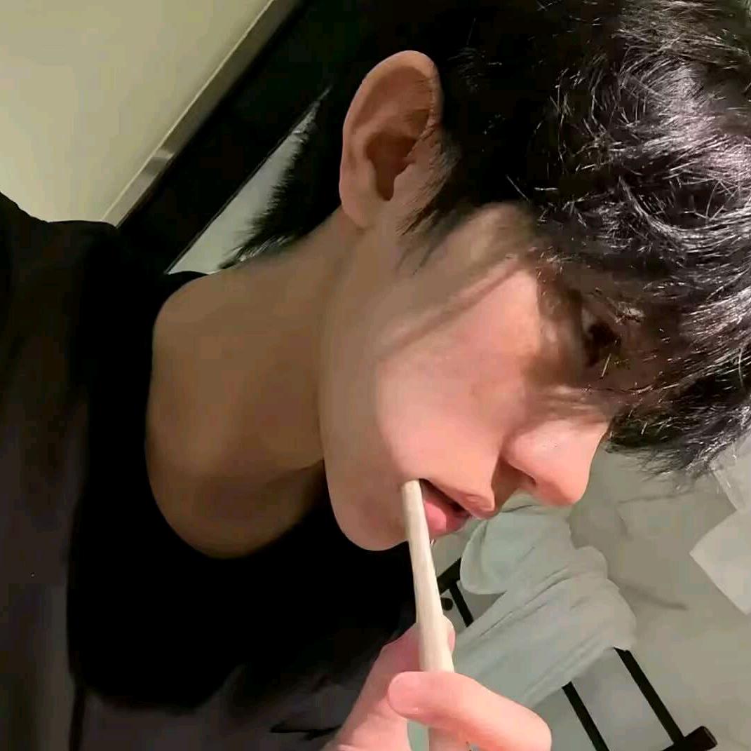 心比铁还硬的男人