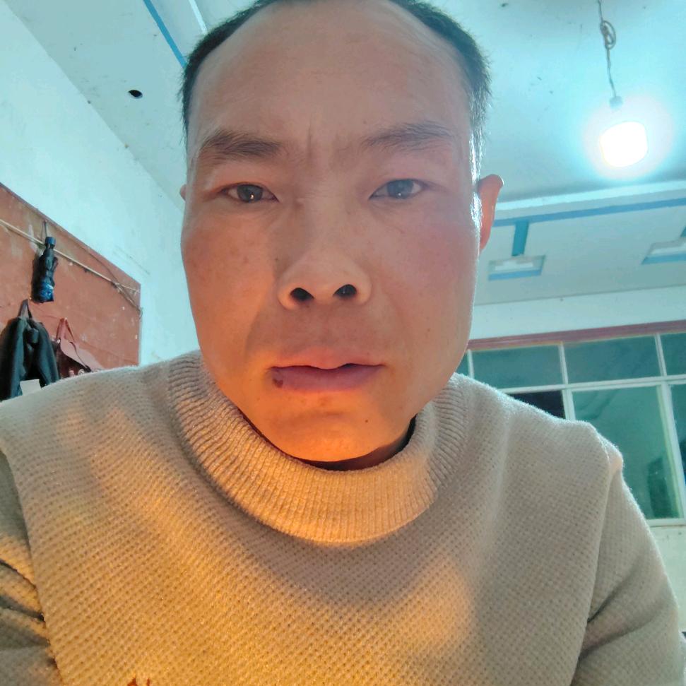 李 恒
