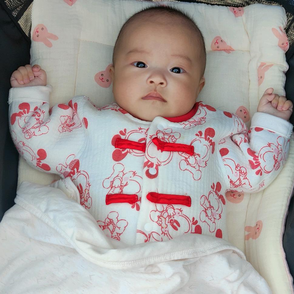 @钱凌霜（单亲妈妈）