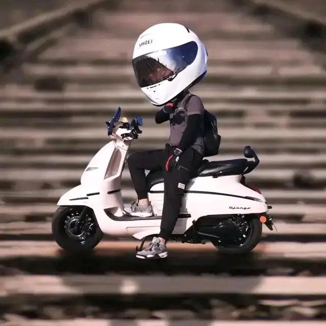 标致摩托重庆の大伟