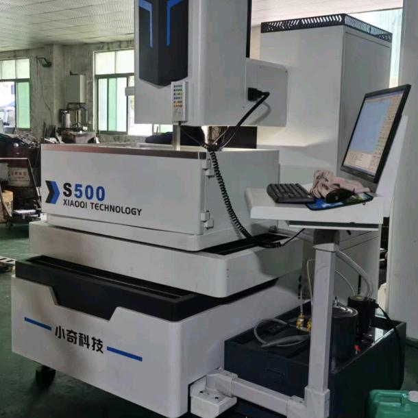 小奇中走丝（冷师傅）