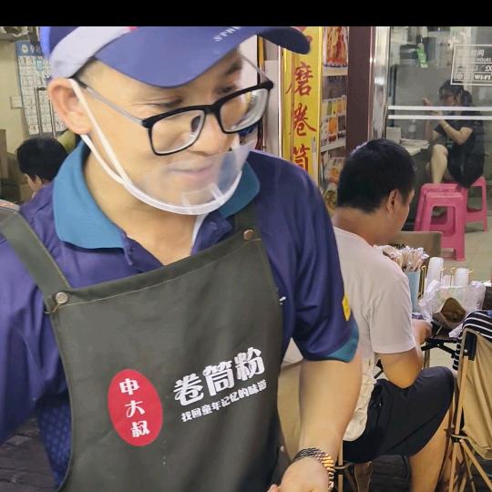 南宁申大叔卷筒粉店
