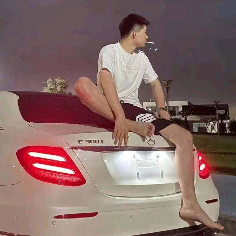 领秀汽贸（懒觉哥）