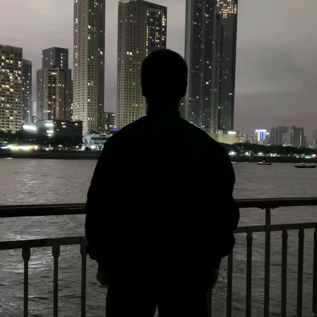 库库的伟