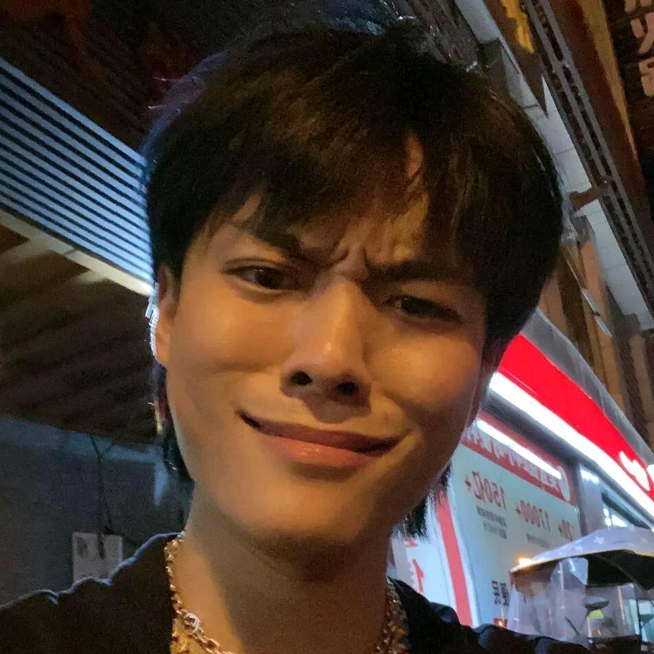 疯狂小杨弟[三只羊授权MCN]