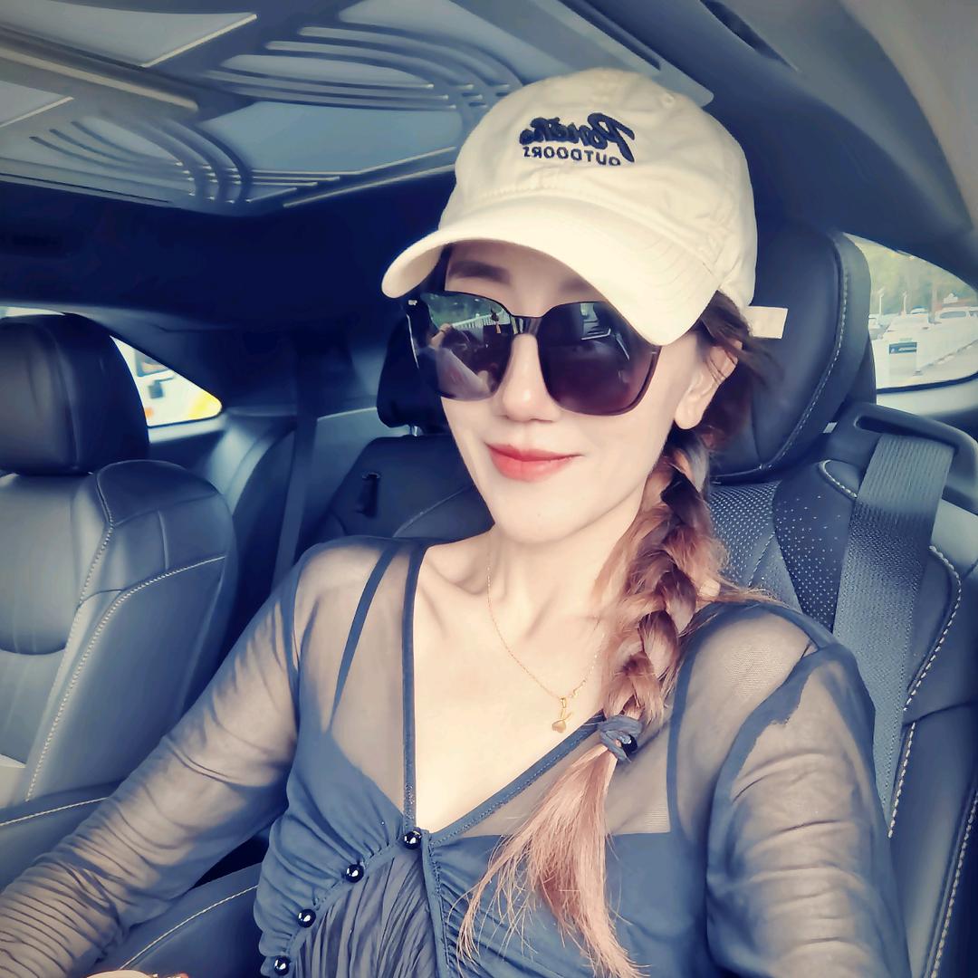 👑 撸铁女娃娃 👑