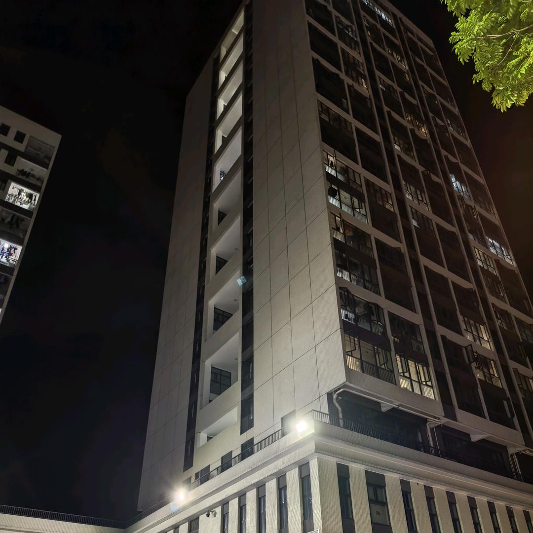 秋沫  广州嘉禾望岗站