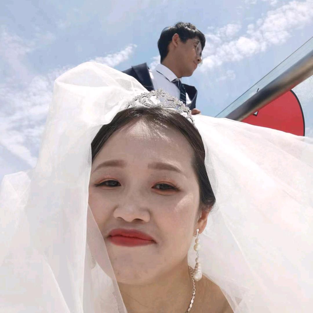 大月亮🌿🌹🍋
