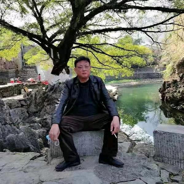 伤心的眼泪谁来擦