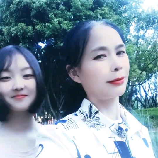 (˵¯͒〰¯͒˵)罗坎服装店