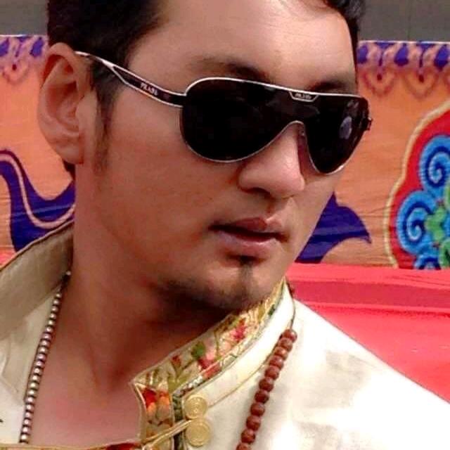 塔西先生
