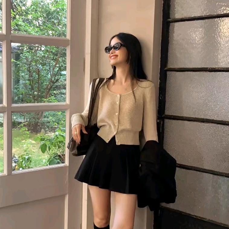 涵爻羊绒服饰店