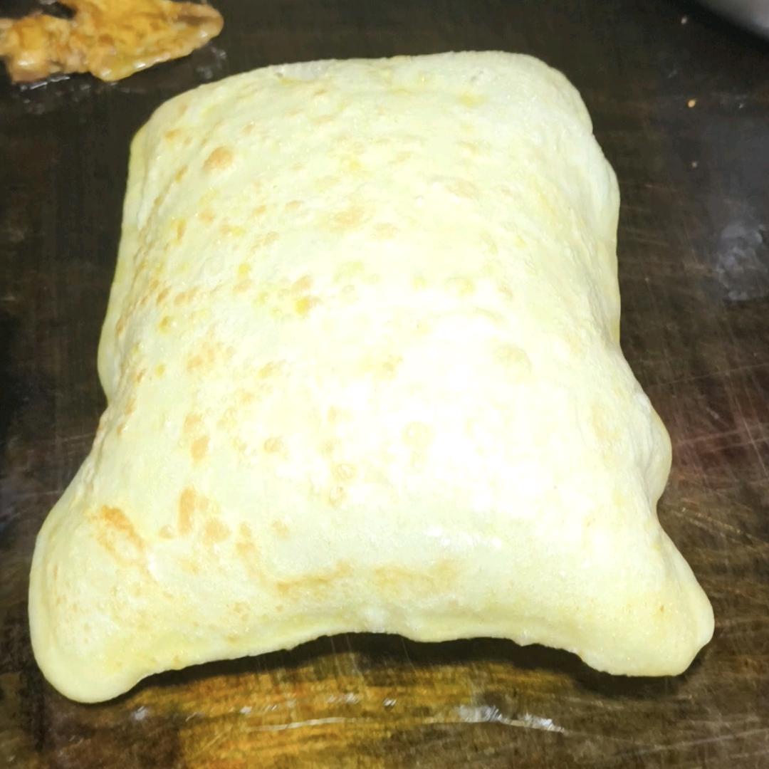 李姐纯手工鸡蛋灌饼🥚爆汁烤冷面