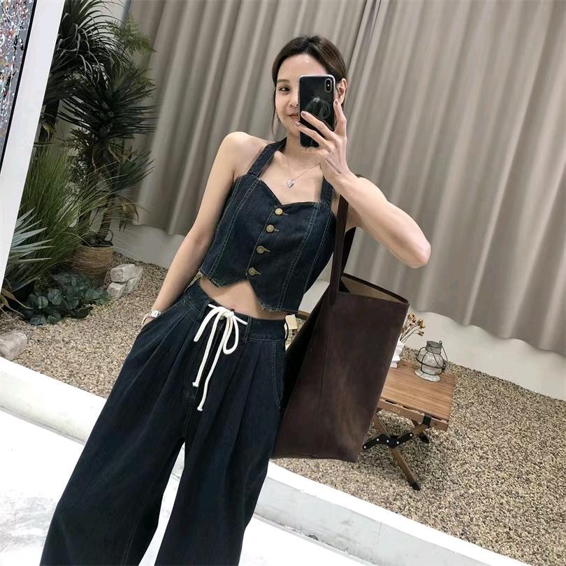 布根香女装四毛