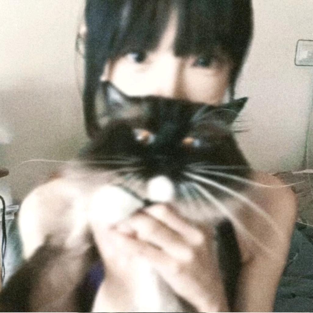 ₍˄·͈༝·͈˄*₎◞ ̑̑