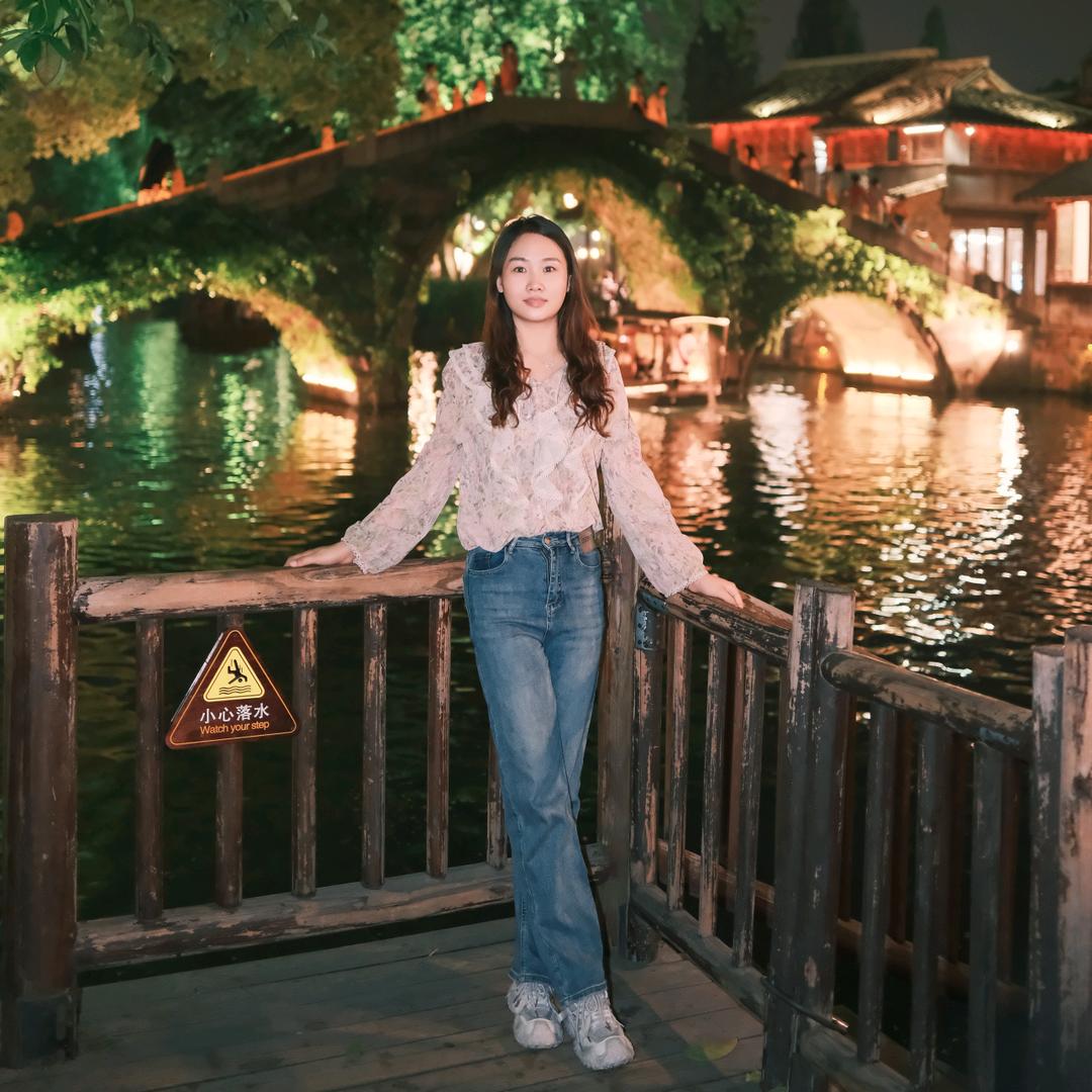 我是一个快乐的小蜜蜂