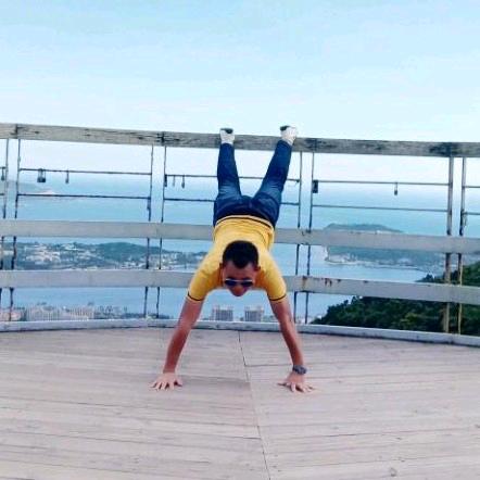 不关注，不点赞