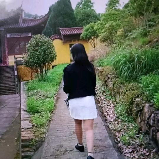二婚的女人笑过哭过痛过伤过不死还是要过