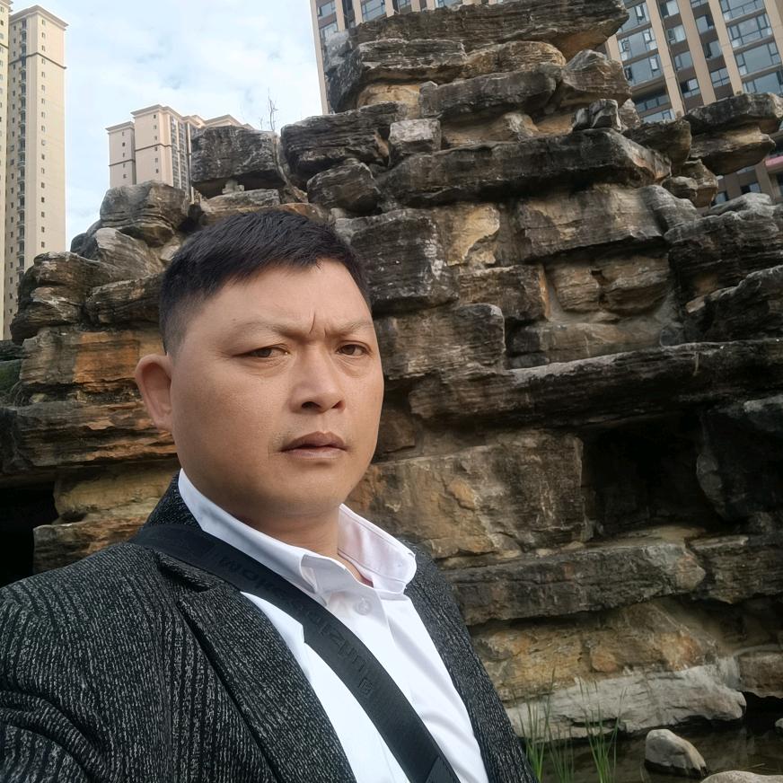 单身穷老头爱钓鱼