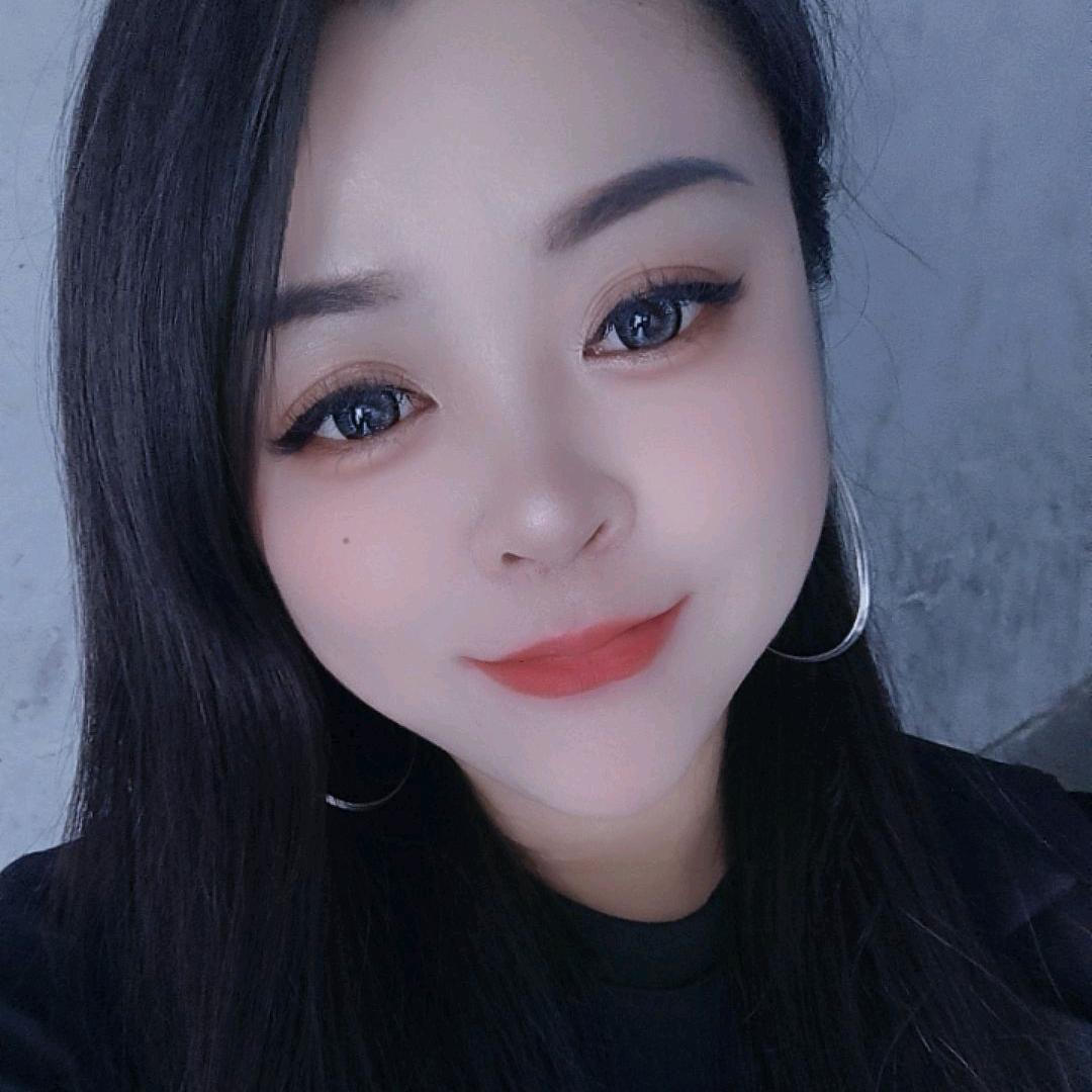 🌹爱笑的小楠🌹