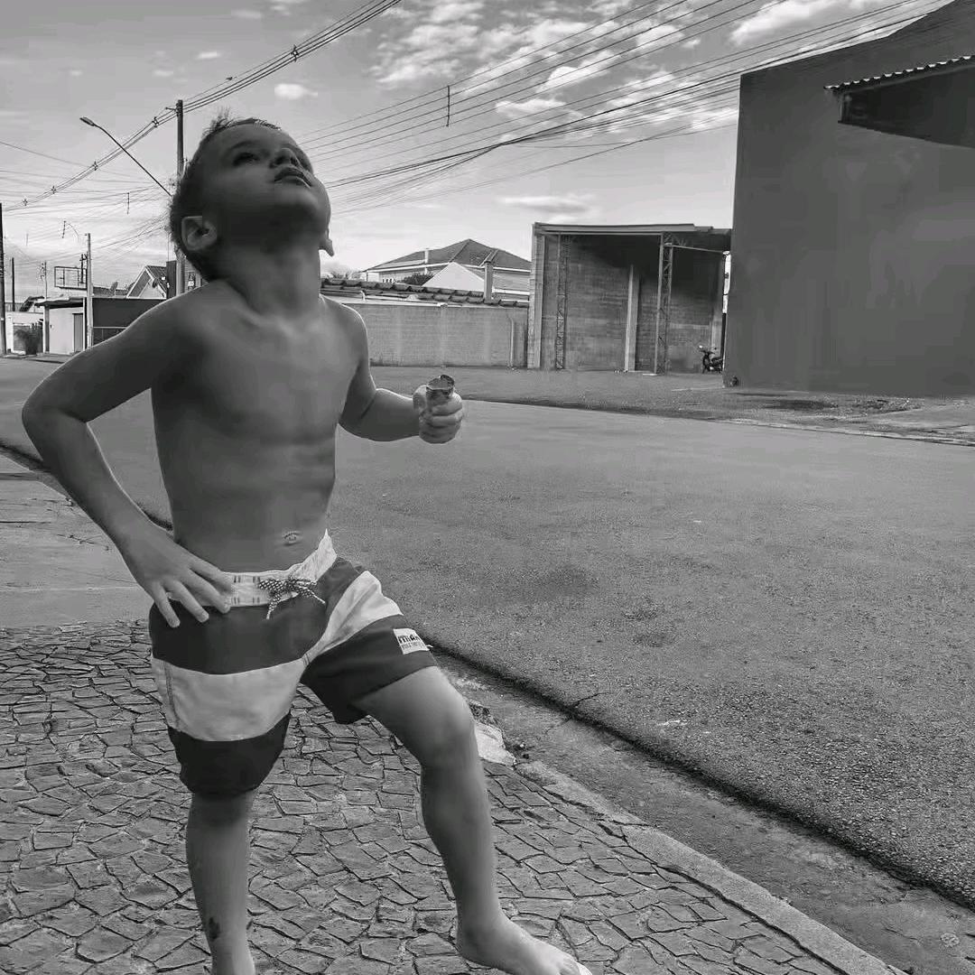 L   .