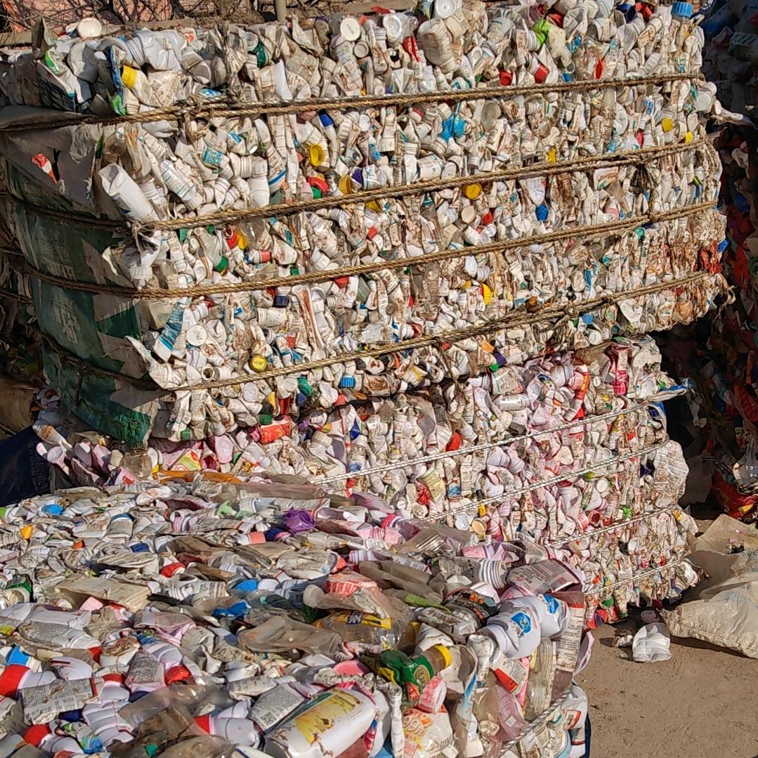 长期需求杂聚酯 乳白 油壶 吸塑片