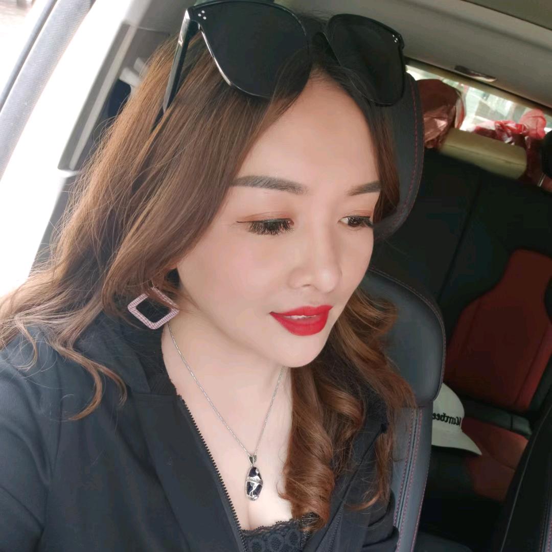 新风格布艺窗帘批发