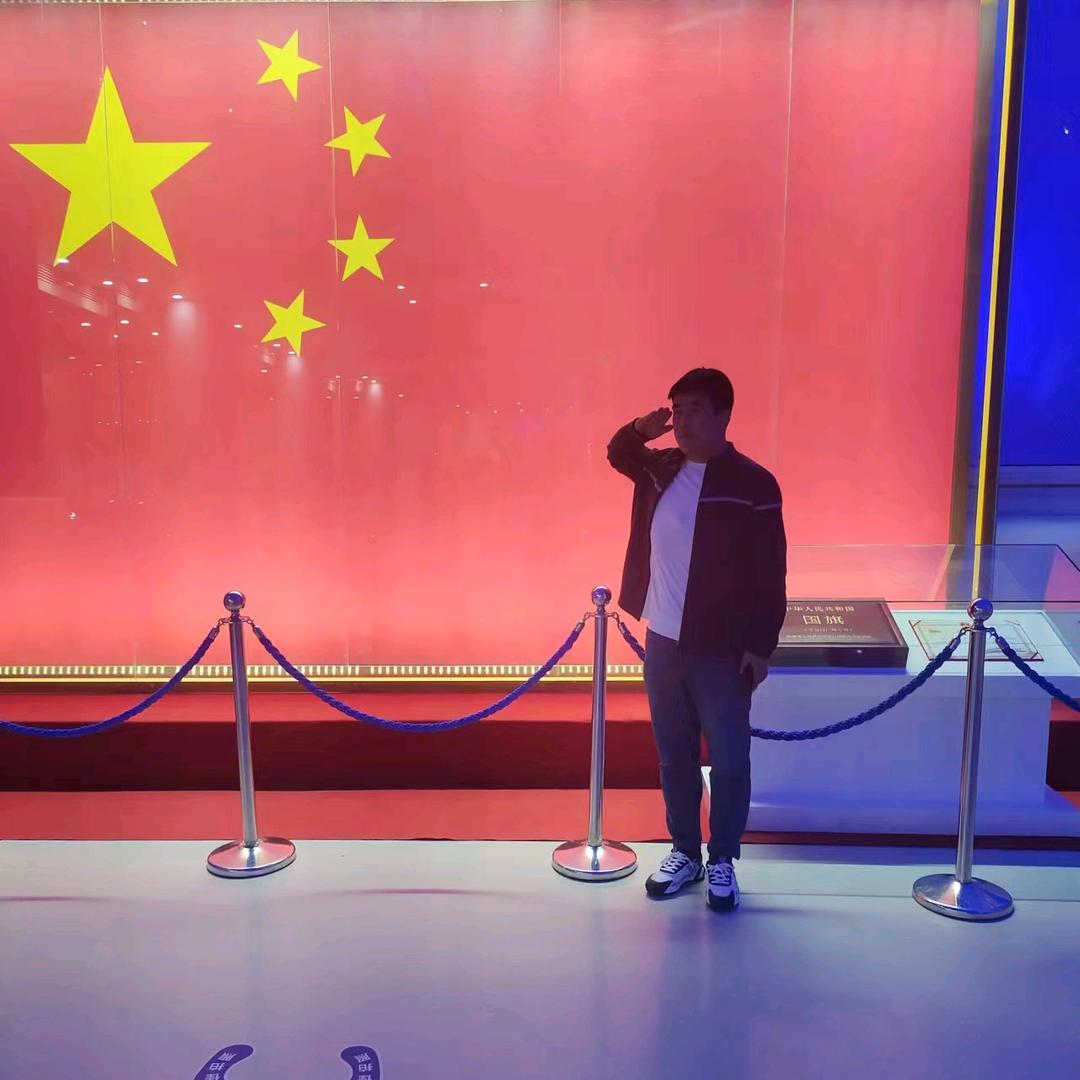 精神小伙X Y Z