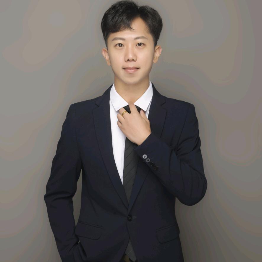 玩泥巴的晨曦哥哥