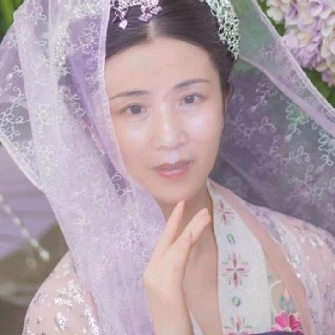 月月
